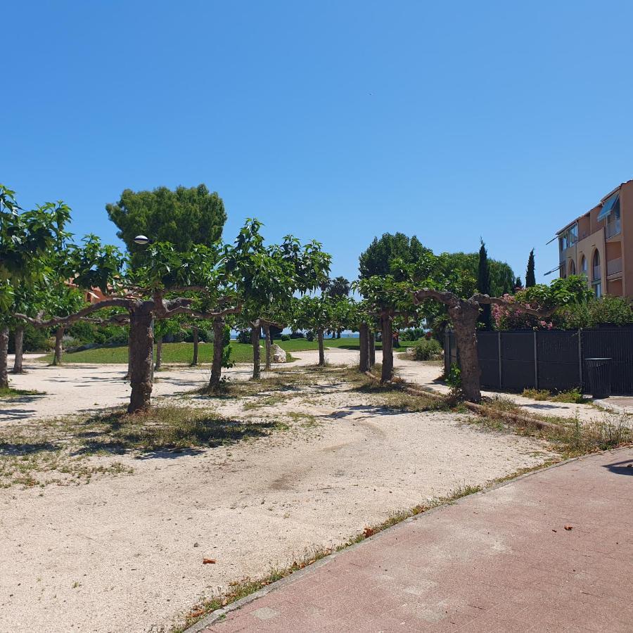 Appartement Residence La Plage 4 **** La Londe-les-Maures Exterior photo